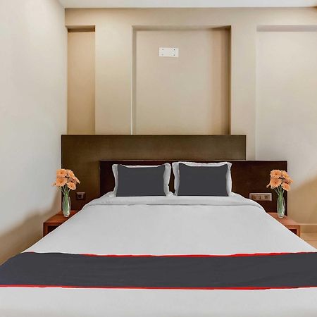 Collection O Yashas Serviced Apartment Vanivilasa Puram Eksteriør bilde