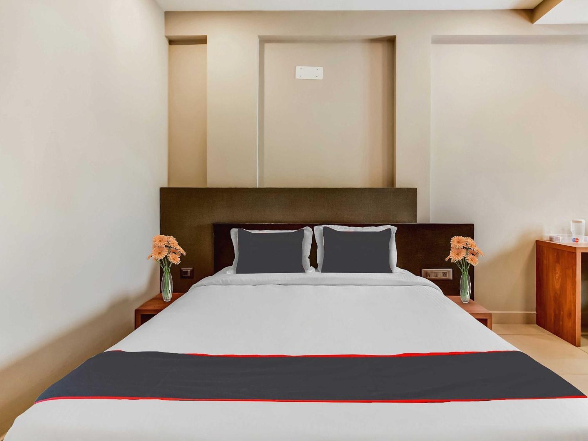 Collection O Yashas Serviced Apartment Vanivilasa Puram Eksteriør bilde